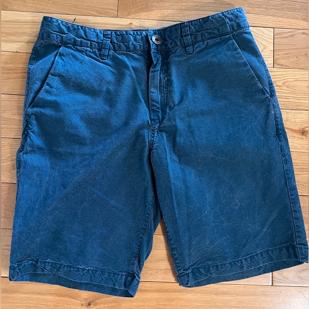 Guess Mens teal vintage look shorts